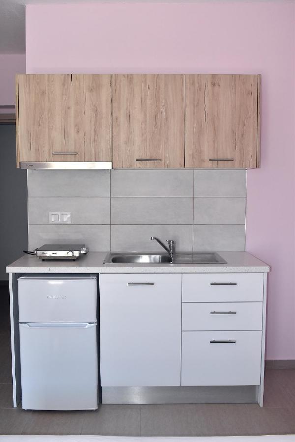 Giorgos-Fenia Apartments Paralía Dış mekan fotoğraf