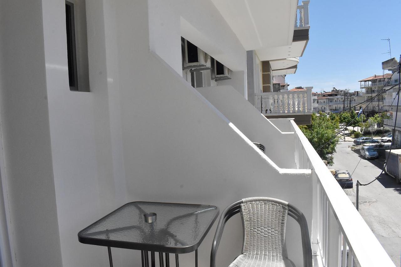 Giorgos-Fenia Apartments Paralía Dış mekan fotoğraf